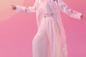 《乘风2025》赤脚海报：30+女性回归本真破圈
