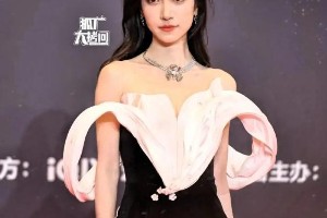 2025爱奇艺短剧荧光之夜：滤镜粉碎机下的真实颜值对决
