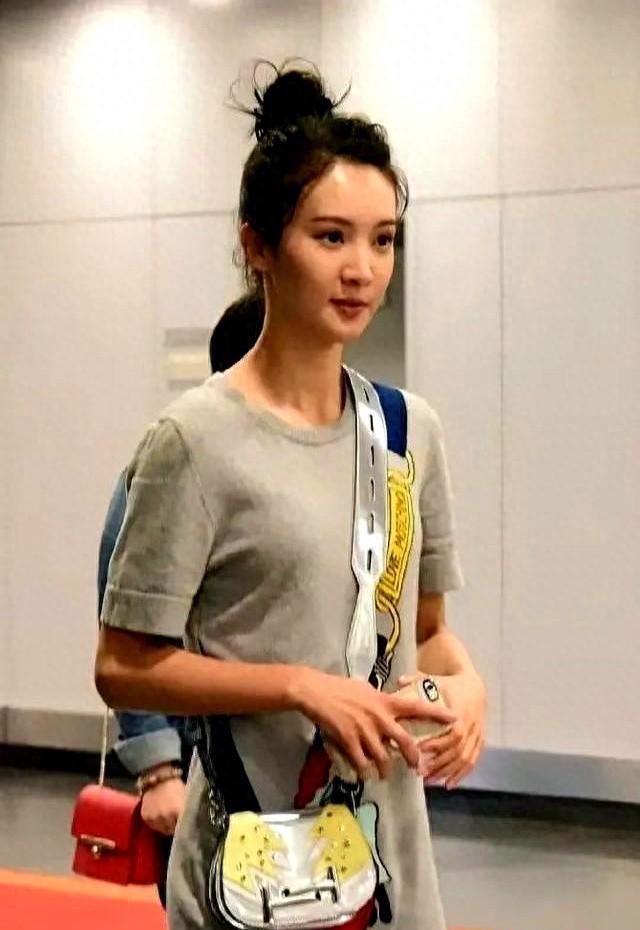 金晨早期可爱照片