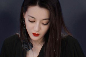 迪丽热巴《创造营2019》穿搭风格大揭秘