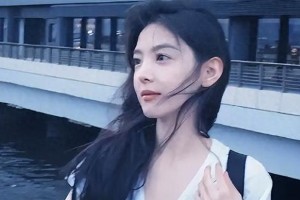 章若楠回乡过年：明星的平凡生活与家庭温暖