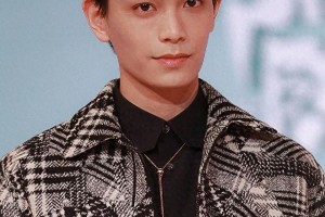 丁禹兮张峻豪范思哲造型对比：奢侈品牌选人法则