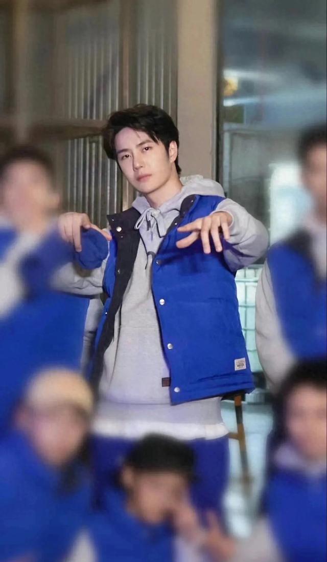 王一博街舞训练