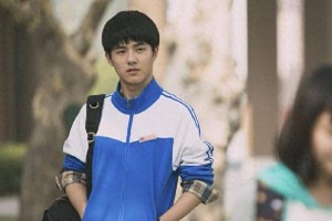 刘昊然发福引热议：校园男神变老干部？